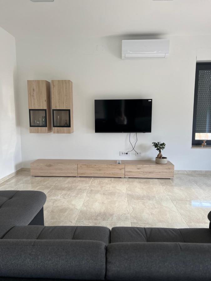 Modern Home Ula Brtonigla Dış mekan fotoğraf
