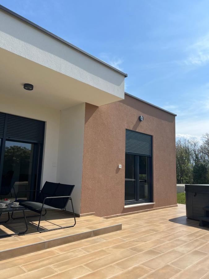 Modern Home Ula Brtonigla Dış mekan fotoğraf